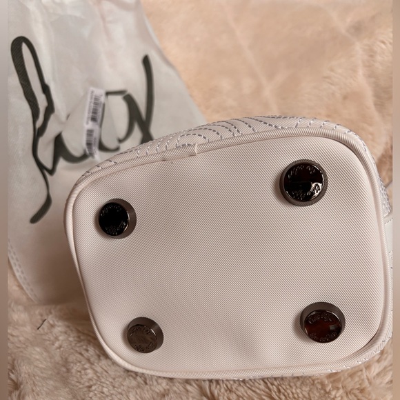 NWT Lug Whirlybird Satin Luxe VL Crossbody Bucket Bag Purse - White - Picture 7 of 9